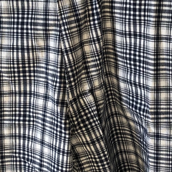 Dockers Plaid Shorts - Picture 4 of 4